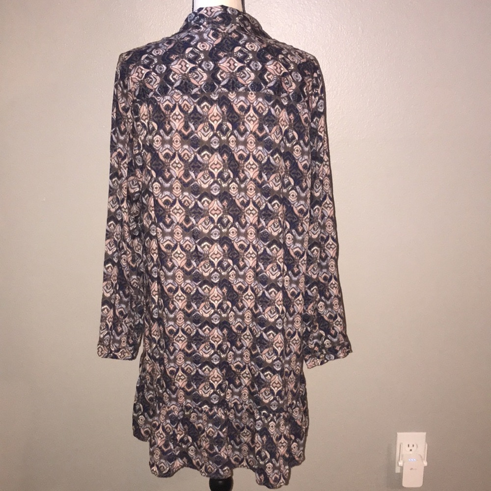 WILD PEARL Button down Tunic. - Picture 6 of 8